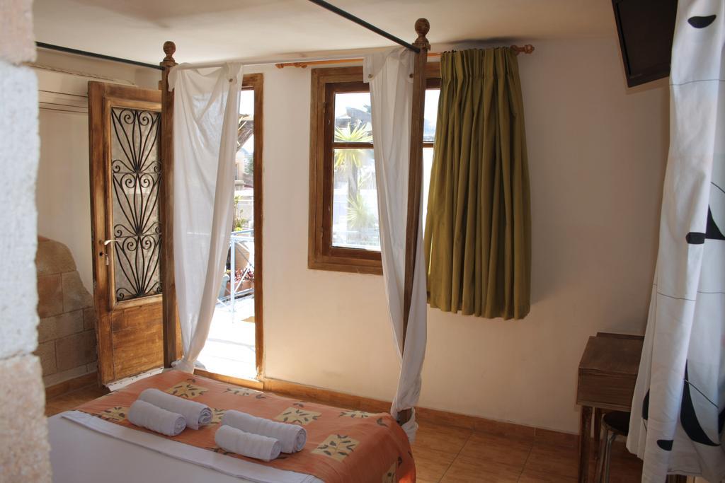 Via Via Hotel Rhodes City 外观 照片